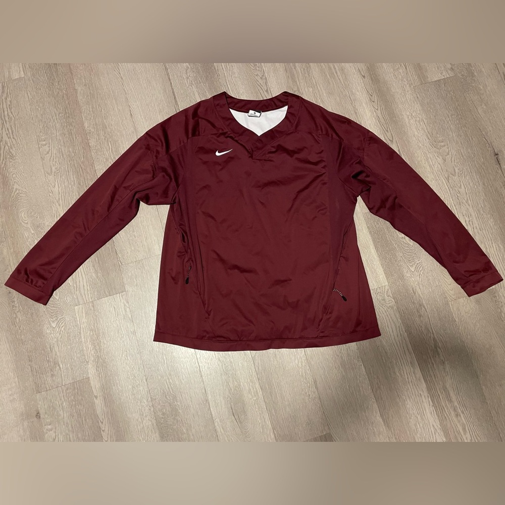 Nike shirt. Nike baseball slipover jersey. Comfortable and stylish. Lightweight